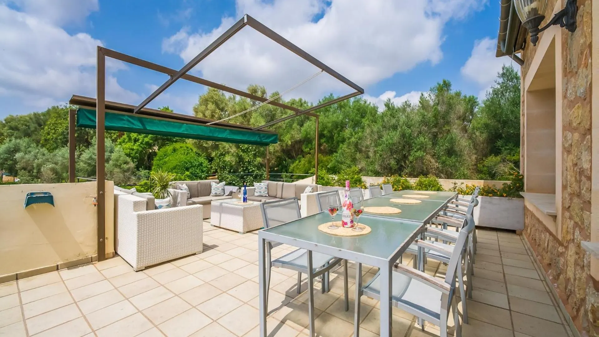 12 Person Country House In Petra España