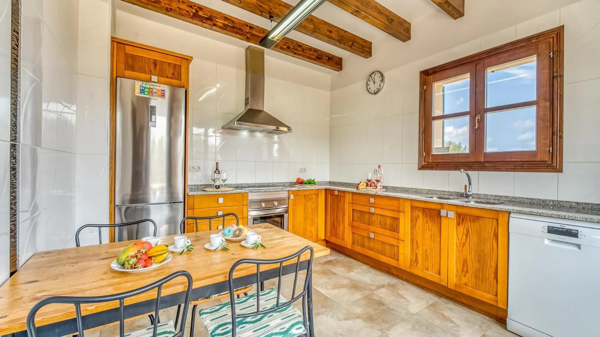 12 Person Country House In Petra Сasa de vacaciones